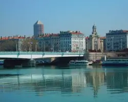 Save money on your car hire at Lyon Airport